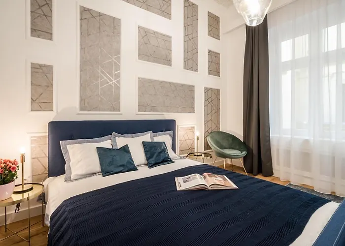 Bpr Kyanit Design With A/c * Budapest