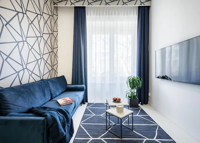 Bpr Kyanit Design With A/c Budapest